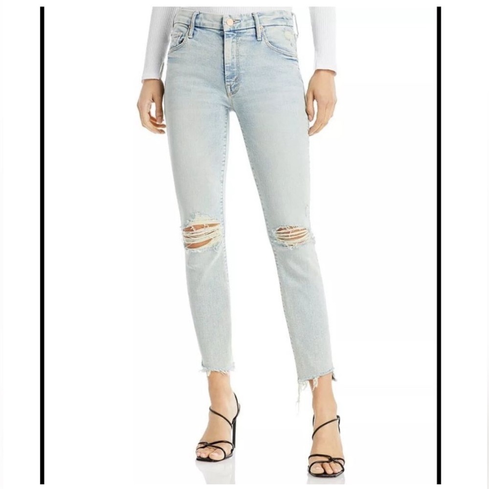 MOTHER The Stunner Zip Ankle Step Fray Jeans